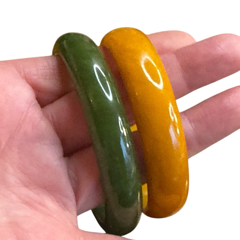Bakelite Bangle spinach Yellow Vintage 1940s 1930 Catalin Marblette Polished Set